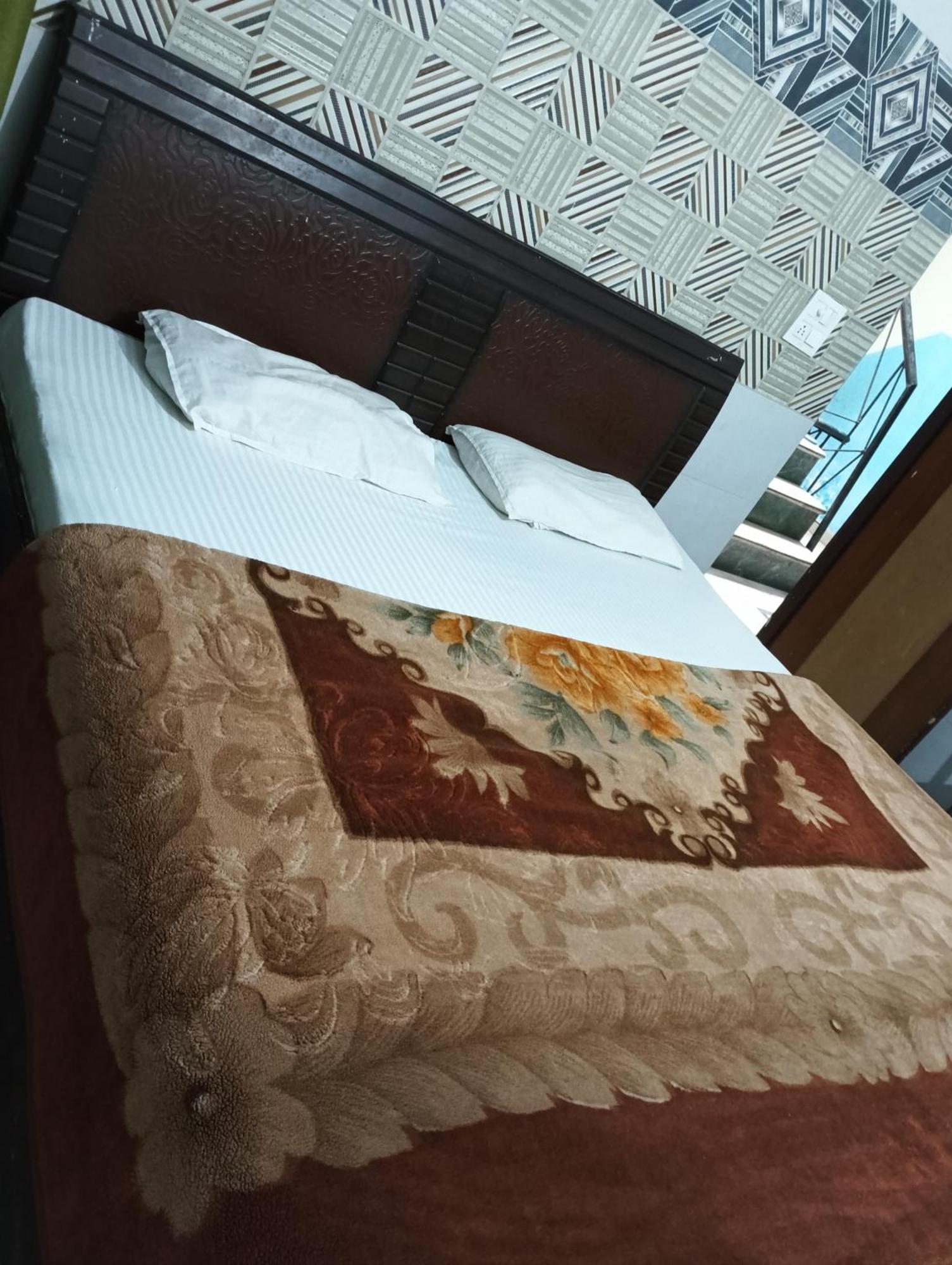 Capsule hotel New Daimond